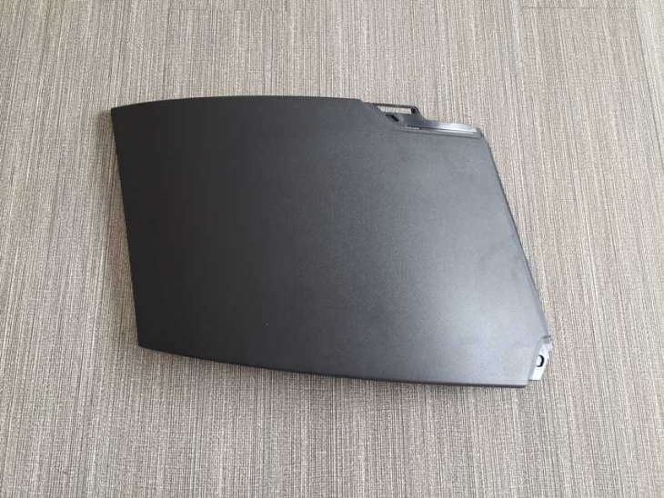 VOLVO BARU FH PANEL SUDUT RH 82858516