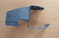 SC 2359178 BUMPER PANEL BRACKET Bagian Tubuh Truk